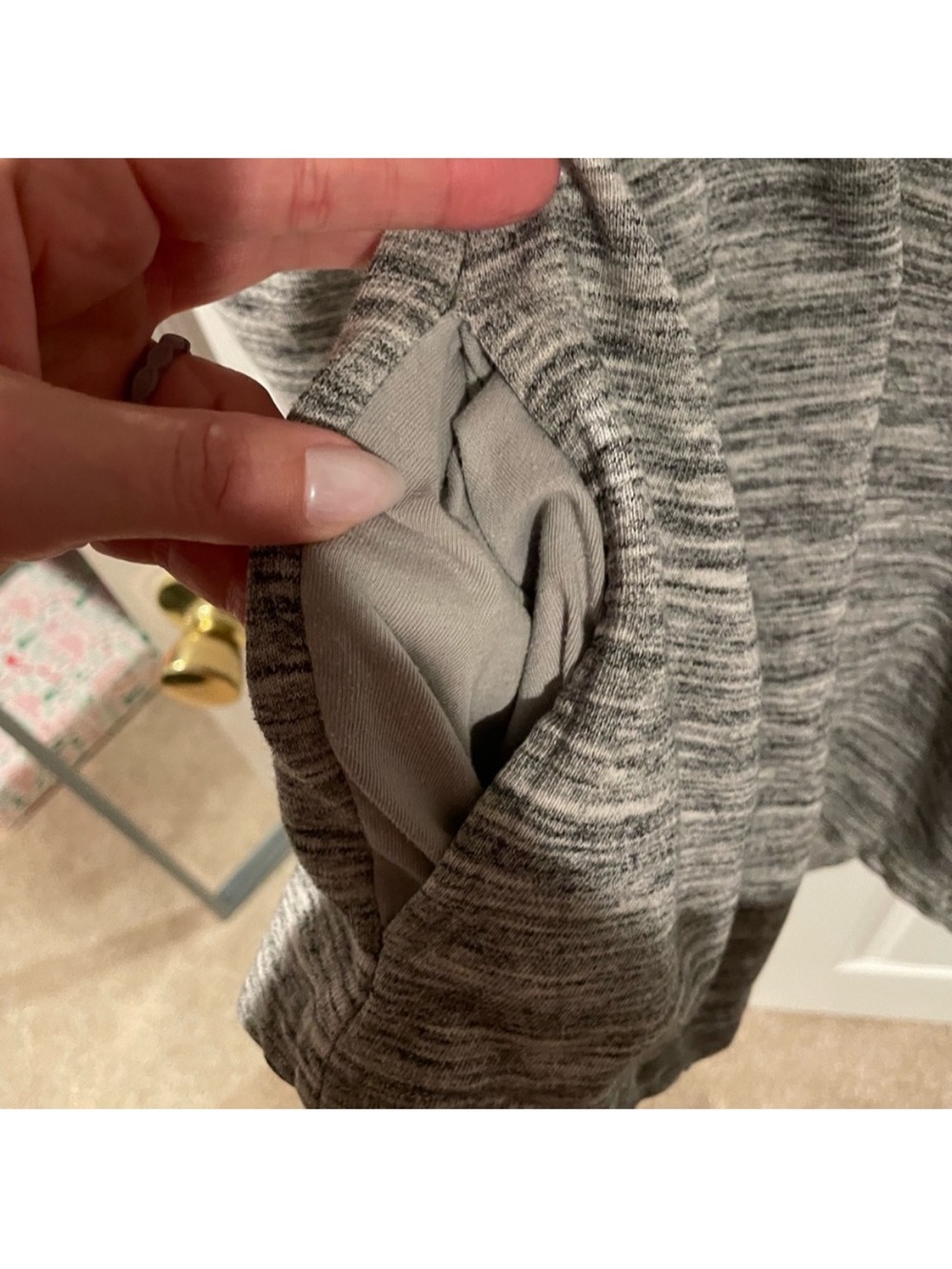 PINK Victoria's Secret Gray Heather Snap-Up Top with Dog Logo - Picture 2 of 4